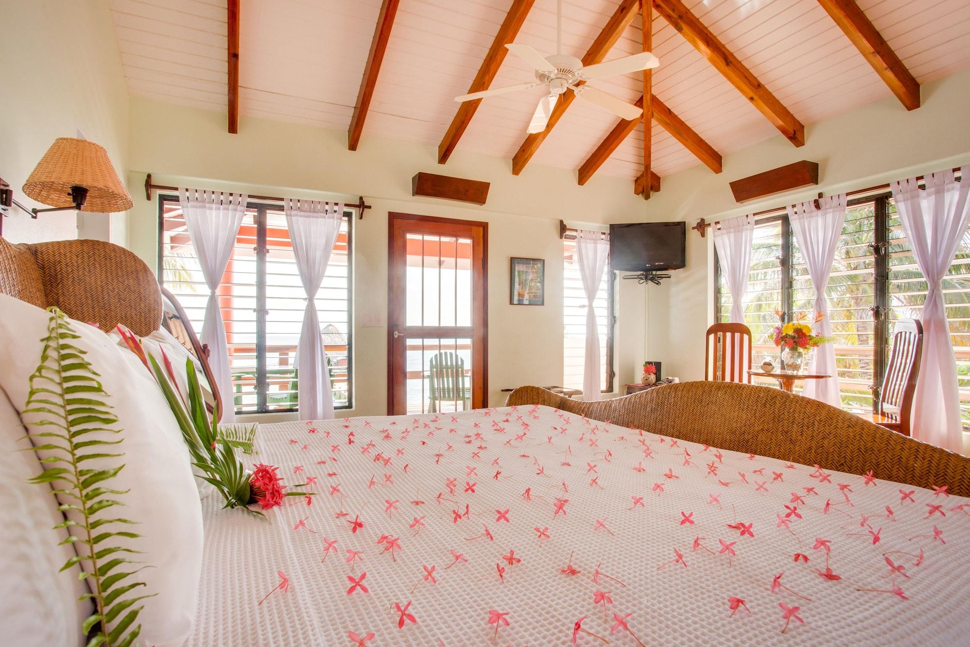 Robert'S Grove Beach Resort Placencia Eksteriør bilde
