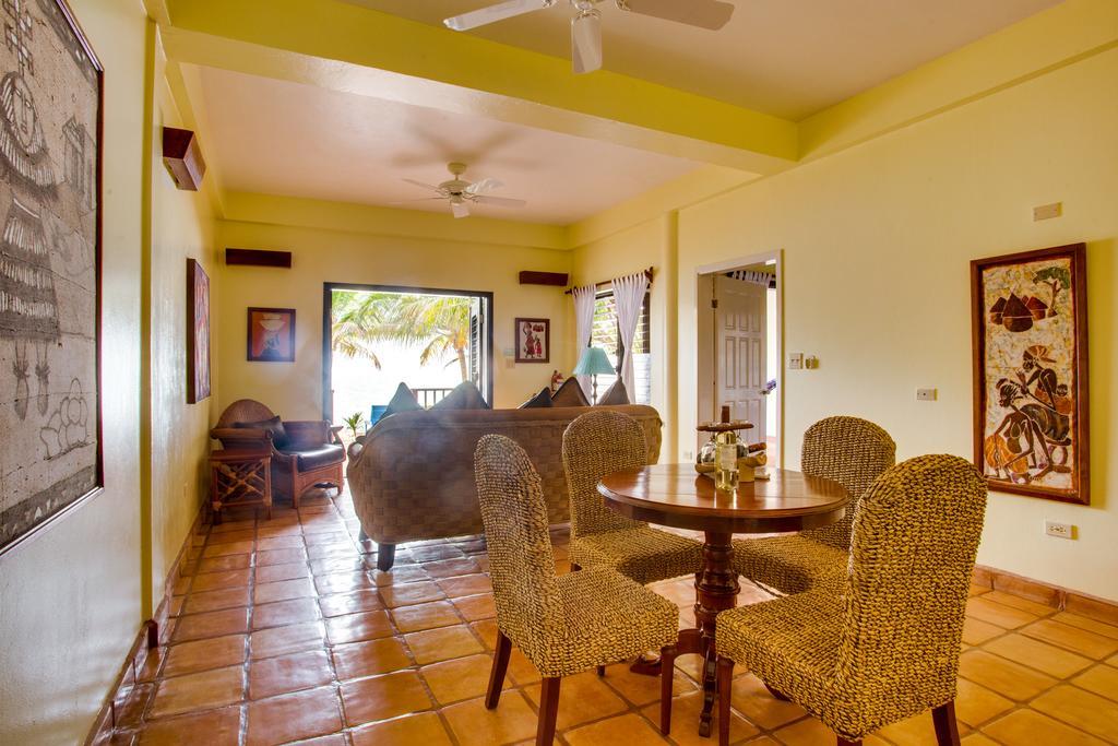 Robert'S Grove Beach Resort Placencia Rom bilde
