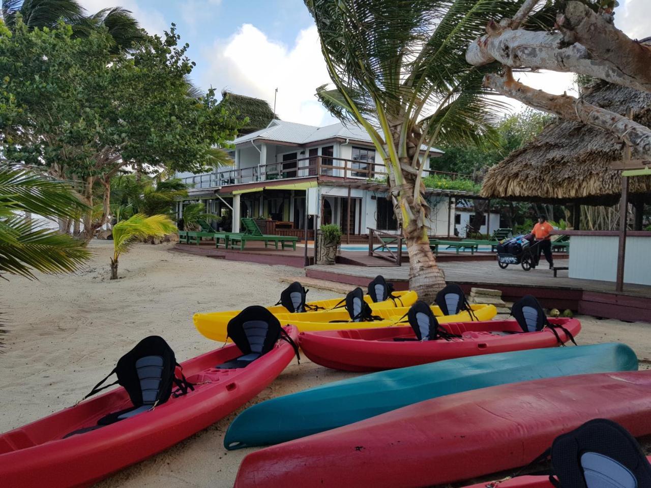 Robert'S Grove Beach Resort Placencia Eksteriør bilde
